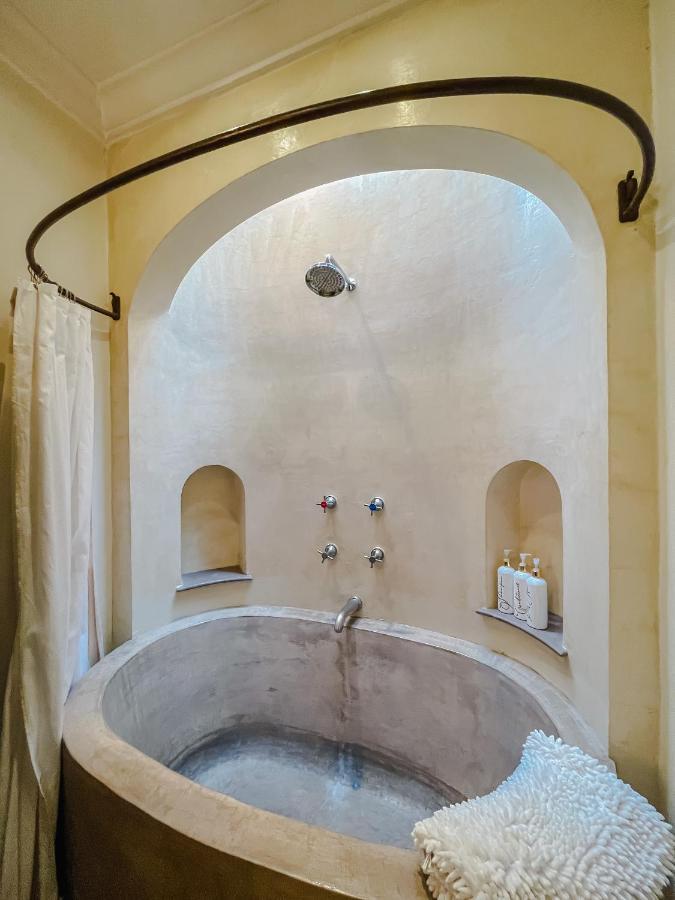 Bed and Breakfast Casa Florida Альенде Экстерьер фото