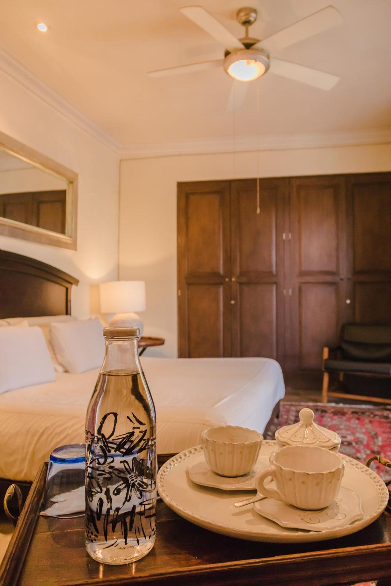 Bed and Breakfast Casa Florida Альенде Экстерьер фото