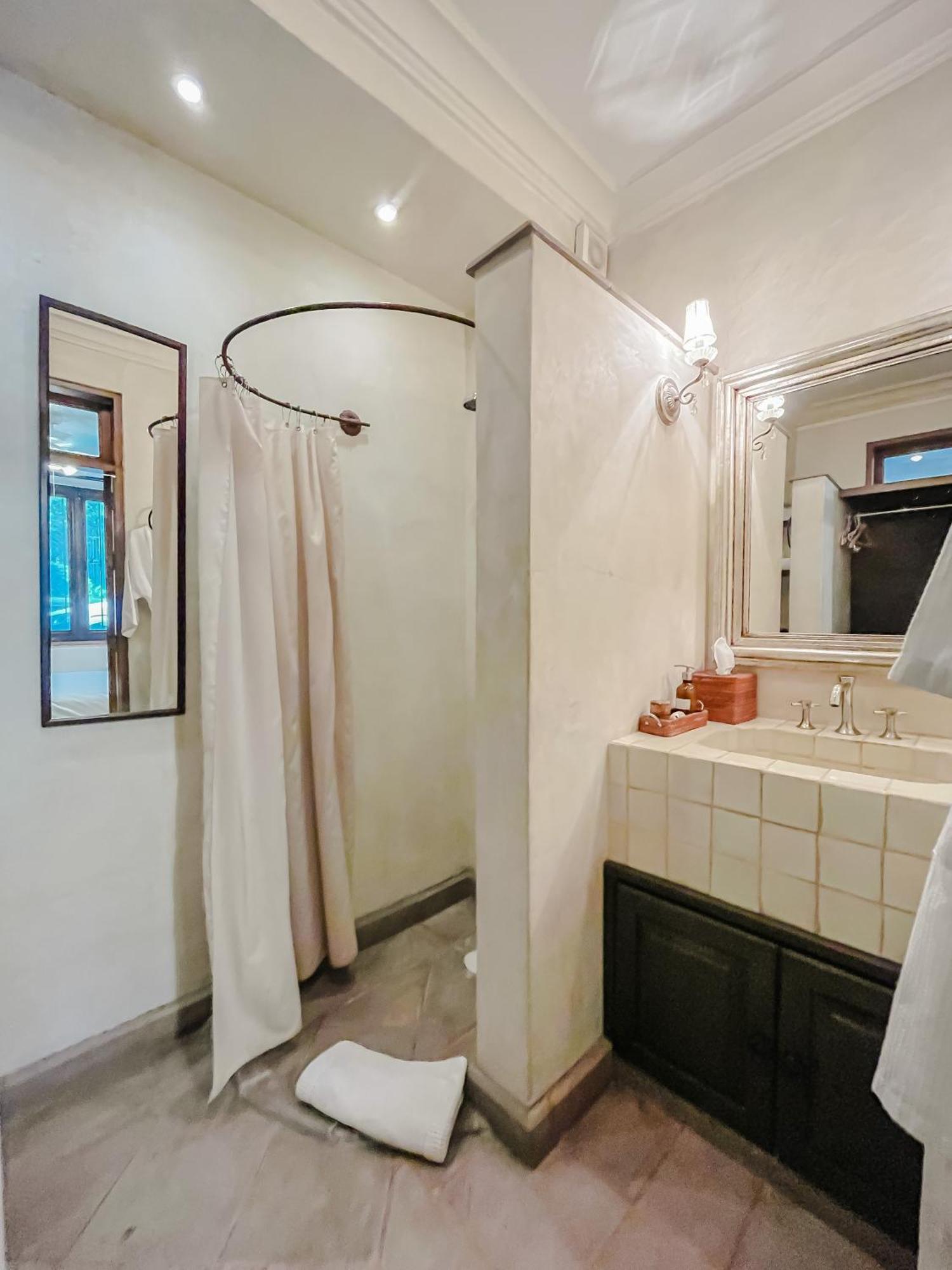 Bed and Breakfast Casa Florida Альенде Экстерьер фото